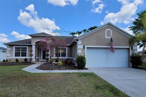1901 Lazy Oaks Loop, Saint Cloud, FL 34771 photo 1