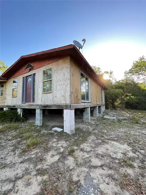 14101 SE 204th Ave, Umatilla, FL 32784