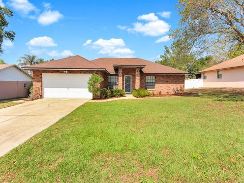 727 Cambridge Way, Lake Wales, FL 33853