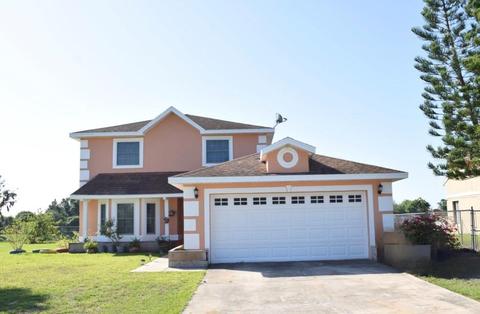 172 Acapulco Dr, Kissimmee, FL 34743