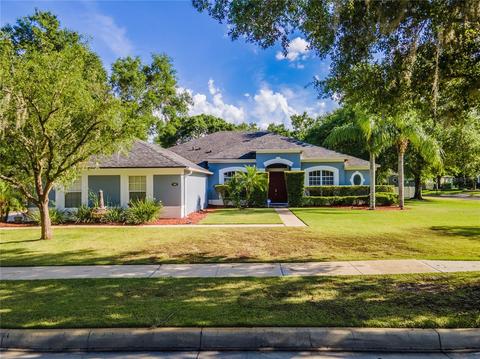 402 Chinahill Ct, Apopka, FL 32712