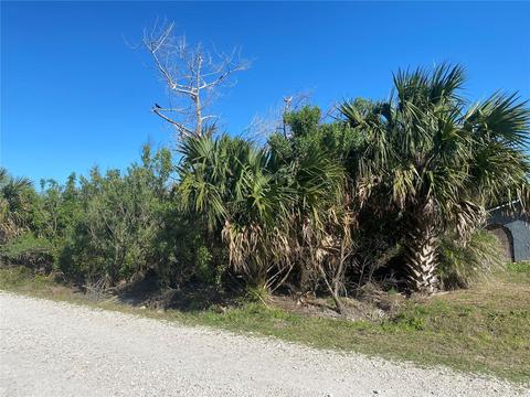 8 Oceanside Dr, Palm Coast, FL 32137