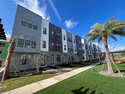 2241 Valentine Aly, Orlando, FL 32804