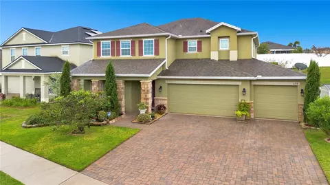 698 Black Eagle Dr, Groveland, FL 34736