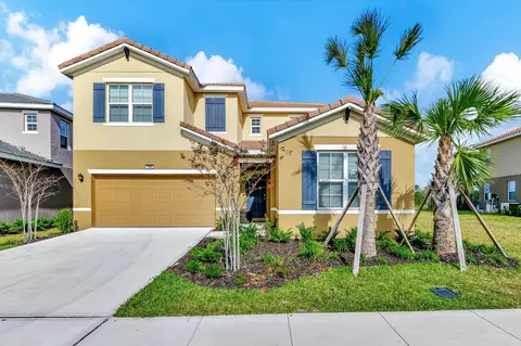 7668 Oakmoss Loop, Davenport, FL 33837