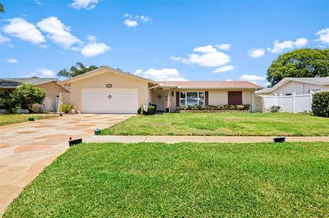 1876 Paradise Ln, Clearwater, FL 33756