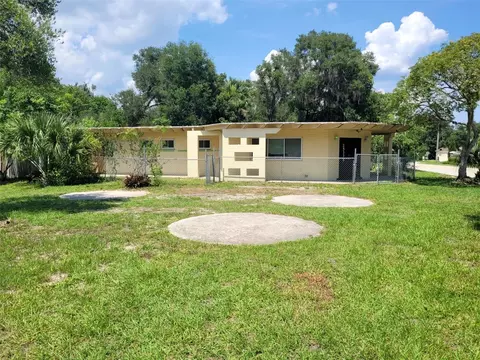 25335 Troon Ave, Mount Plymouth, FL 32776