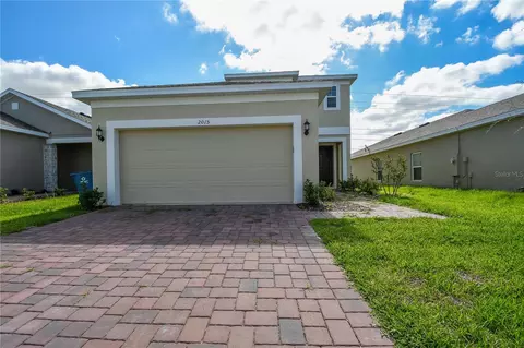 2015 Handsome Hill Ln, Davenport, FL 33837