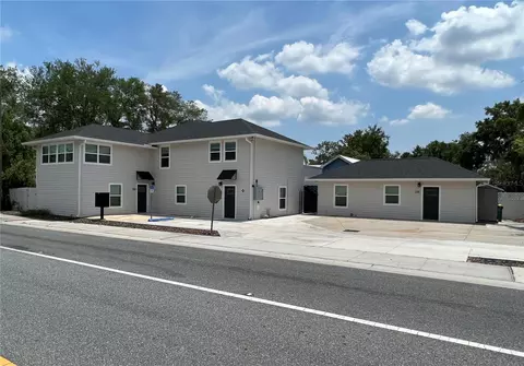 216 E Alfred St, Tavares, FL 32778