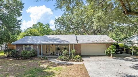 9906 Jackson Rd, Leesburg, FL 34788