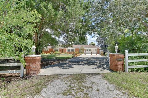 15077 Lake Pickett Rd, Orlando, FL 32820