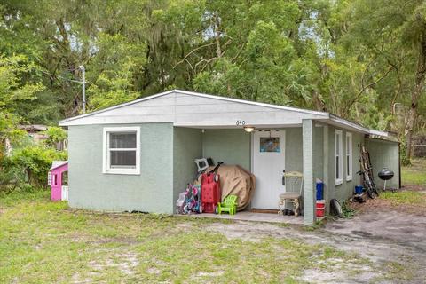640 W Ida St, Deland, FL 32720