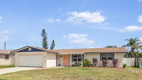 2910 22nd Ave W, Bradenton, FL 34205