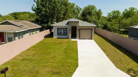 206 N Boulevard E, Davenport, FL 33837
