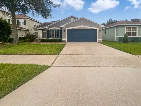 5017 Gandross Ln, Mount Dora, FL 32757