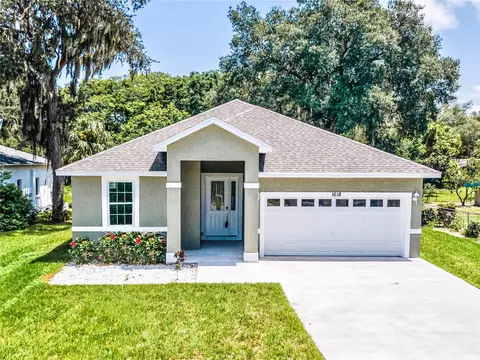 1618 N Grandview St, Mount Dora, FL 32757