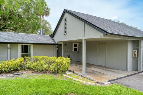 689 Melanie Ln, Altamonte Springs, FL 32701