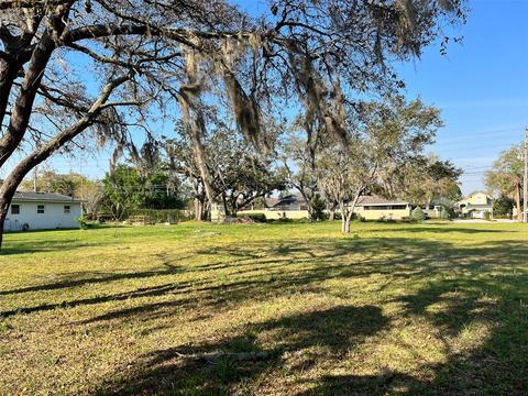 Lake Howell Road, Maitland, FL 32751