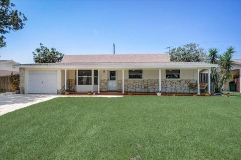 514 Cambridge Cir, South Daytona, FL 32119