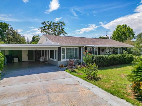 903 Virginia Ave, Tavares, FL 32778