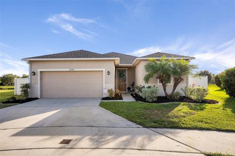 1544 Regent Ct, Mount Dora, FL 32757