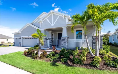 5967 Blakeney Loop Dr, Apollo Beach, FL 33572