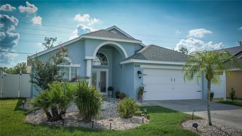 220 Bay Meadow Dr, Kissimmee, FL 34746