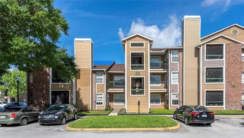 4200 Thornbriar Ln #207, Orlando, FL 32822
