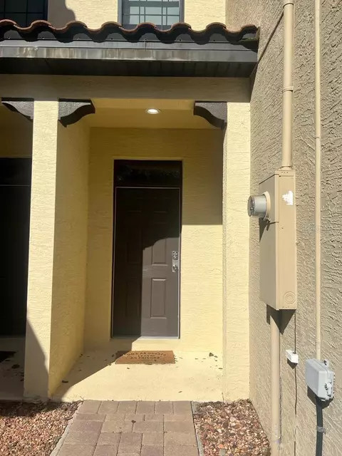 Undisclosed, Davenport, FL 33896