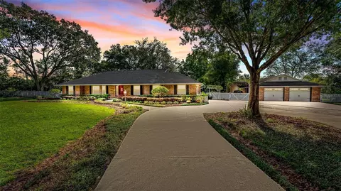 660 N Pine Ave, Oviedo, FL 32765