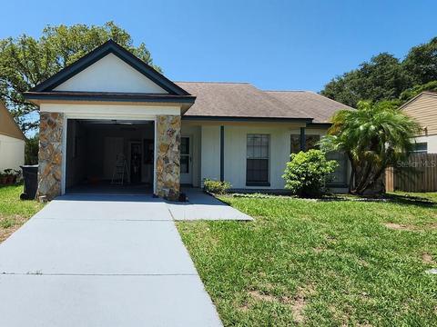 422 Regal Park Dr, Valrico, FL 33594