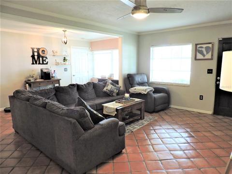 2165 Florence Rd, Mount Dora, FL 32757