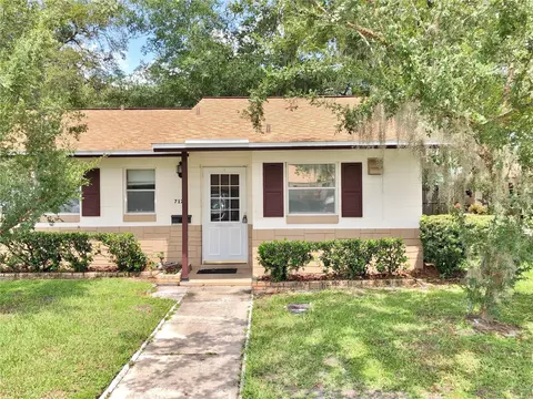717 E Michigan Ave #D, Deland, FL 32724