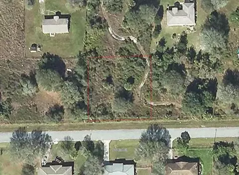 7633 NW 82nd Ct, Okeechobee, FL 34972