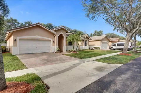 13746 SW 32nd St, Miramar, FL 33027