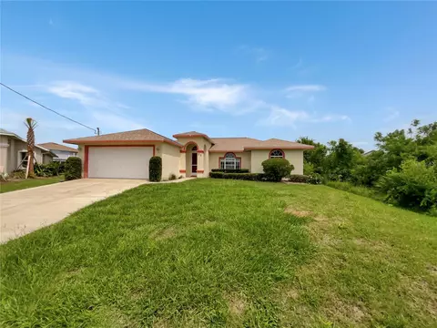 25 Mahoe Dr N, Palm Coast, FL 32137
