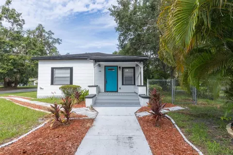718 S Locust Ave, Sanford, FL 32771