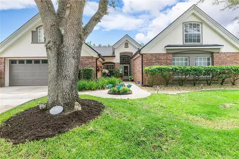 709 Swaying Pine Way, Deland, FL 32724