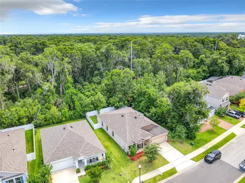 258 E Fiesta Key Loop, Deland, FL 32720