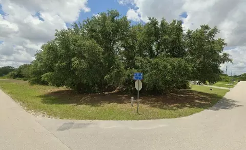 6014 Dora Ave N, Lehigh Acres, FL 33971