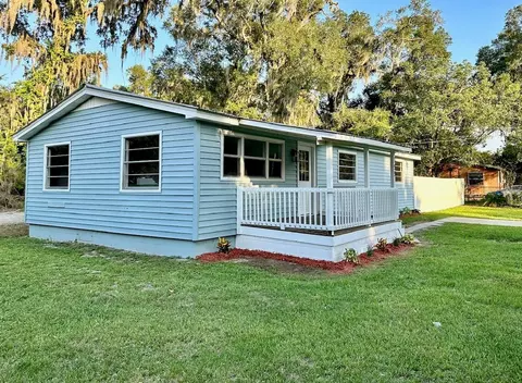 155 S Massachusetts Ave, Deland, FL 32724