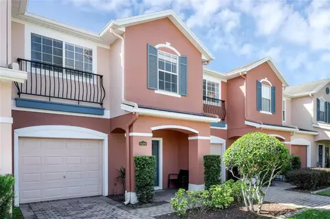 929 Pine Pointe Ln, Orlando, FL 32828