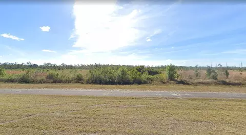 209 Japonica Ave, Indian Lake Estates, FL 33855