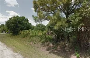 Giffen Avenue, North Port, FL 34291