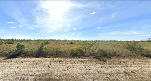 413 Calendula Dr, Indian Lake Estates, FL 33855