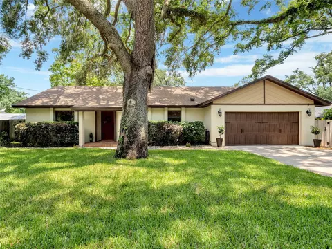 2415 Lake Margaret Dr, Orlando, FL 32806