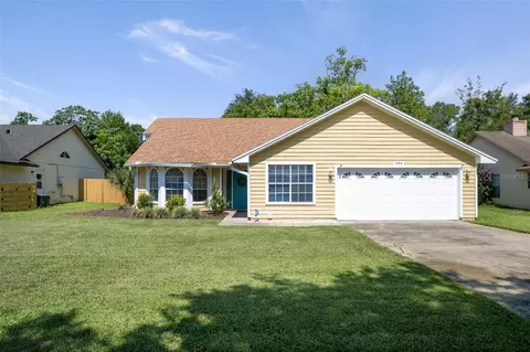 304 Sterling Rose Ct, Apopka, FL 32703
