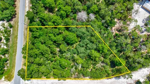 200 Whispering Pnes, Georgetown, FL 32139