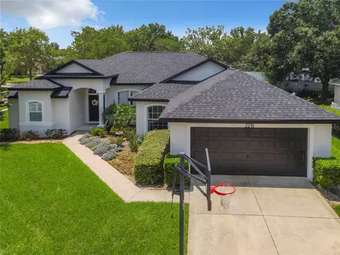 2216 Wolf Ridge Ln, Mount Dora, FL 32757