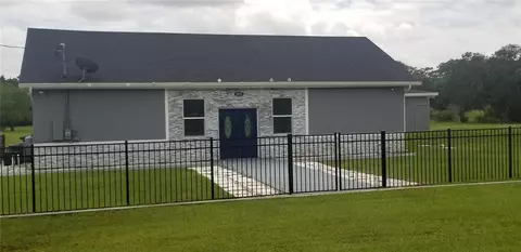2855 Pine Knob Ln, Geneva, FL 32732